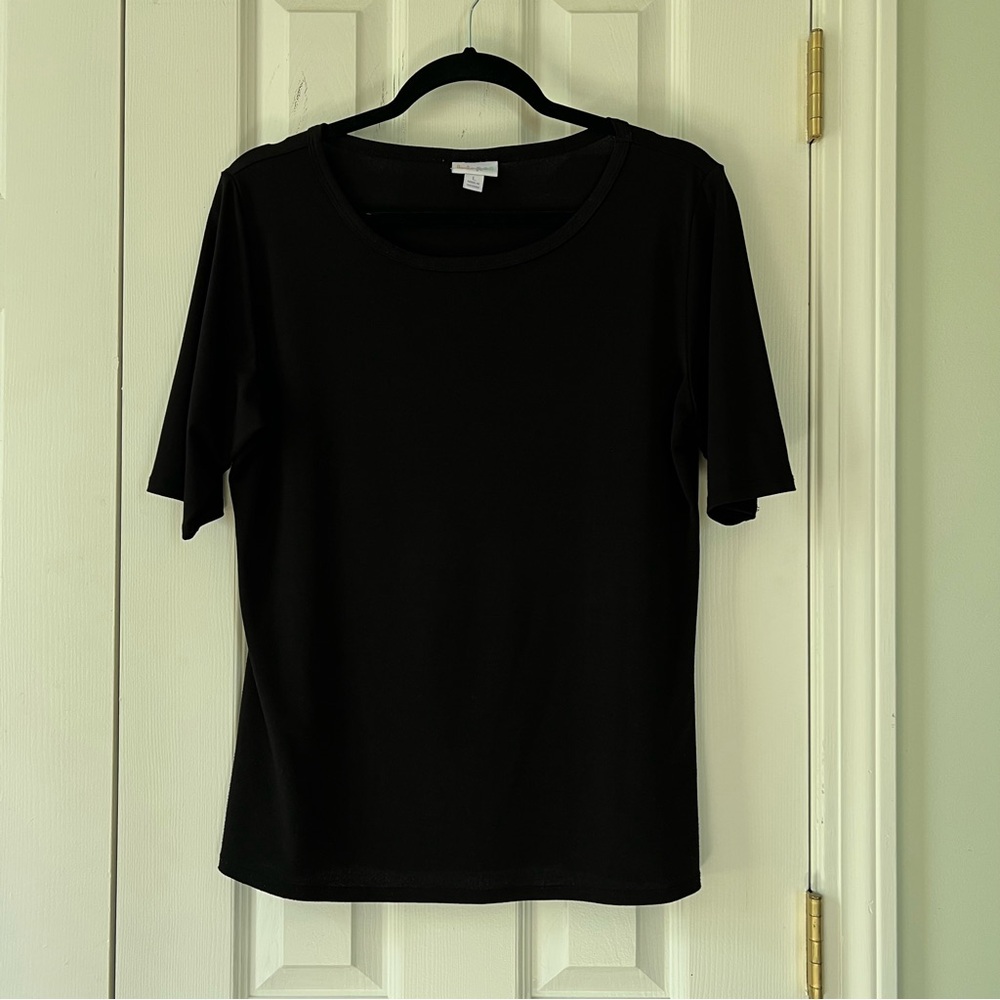 LuLaRoe Black Short Sleeve Top